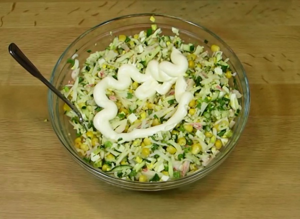 zapravit-salat-mayonezom