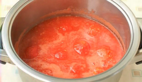 pomidory-bez-kozhicy-v-sobstvennom-soku (3)