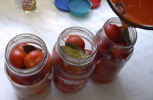 pomidory-v-sobstvennom-soku-bez-sterilizacii (6)
