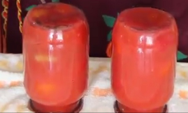 pomidory-v-sobstvennom-soku-palchiki-oblizhtsh (8)
