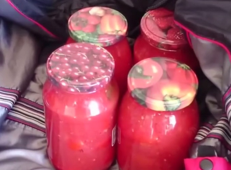 pomidory-v-sobstvennom-soku-s-tomatnoj-pastoj