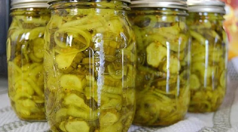 Салат из огурцов на зиму «Пальчики оближешь» — Рецепты салатов из огурцов не требующих стерилизации