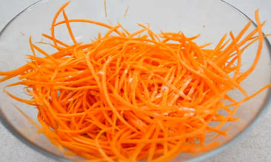 nateret-morkov-na-tyorke