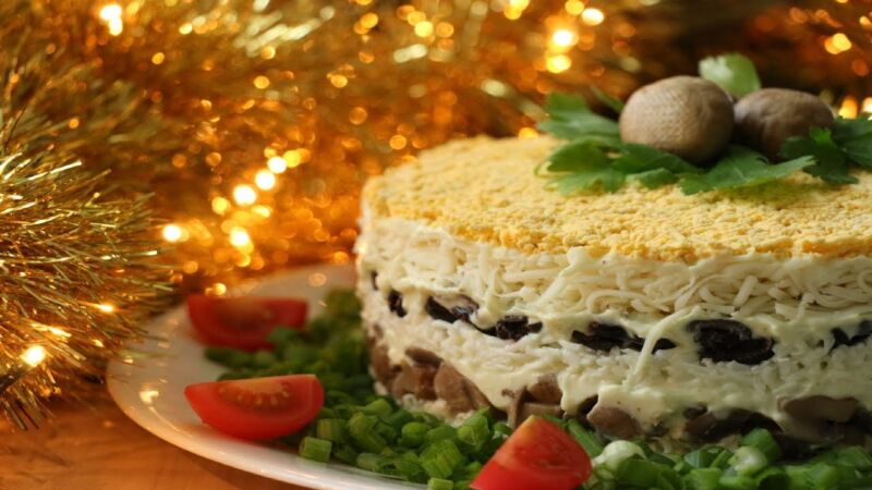 Салаты на новый 2022 год с грибами — 6 новогодних рецептов на год Тигра